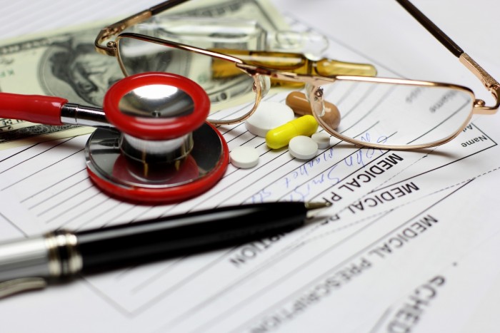 Histoire,  produits et crimes des plus importantes compagnies pharmaceutiques